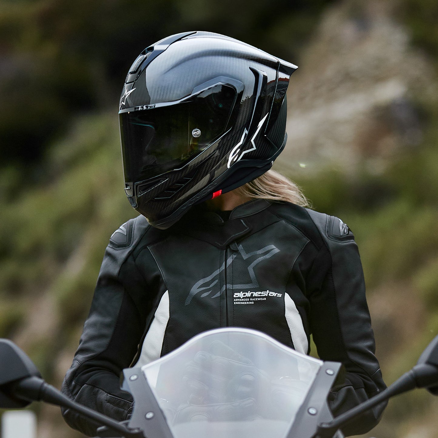Alpinestars Supertech R10 Solid Ece06/Fim Black Carbon M&G